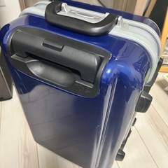 キャリーケースの画像