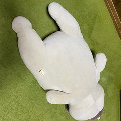 大きめのパグのぬいぐるみの画像