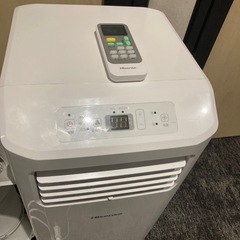 【2023年製】Hisense スポットエアコン HPAC-22F｜工事不要・窓パネル付き！  価格：17,000円 （※参考新品価格：約39,800円）  の画像