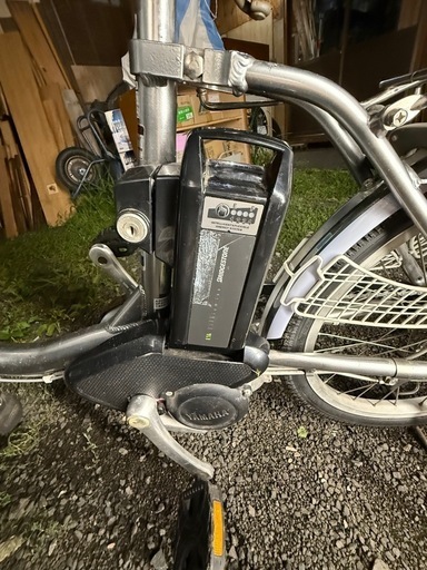 ブリジストン！電動アシスト自転車！バッテリー2個付き！後輪タイヤ新品交換！自転車店で整備済み！直ぐ乗れます！