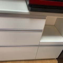 ニトリ　食器棚の画像