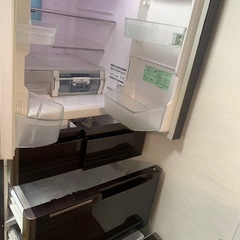 日立大型冷蔵庫の画像