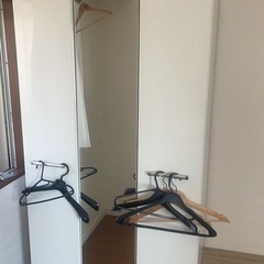 鏡付き　　タンスの画像
