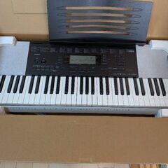電子キーボード