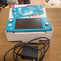 ニンテンドーSwitchLiteとゲームソフトの画像