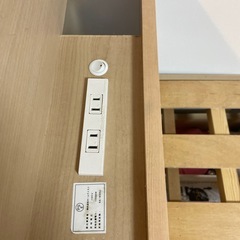 セミダブルベットフレームの画像