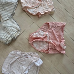 出産用ショーツと授乳時前開きブラジャーの画像