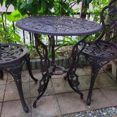 ガーデンチェア　ガーデンテーブル　ブラウン　茶色　ガーデンファニチャー　鋳物の画像