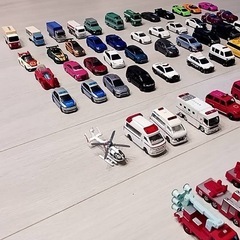 トミカ　一台100円の画像