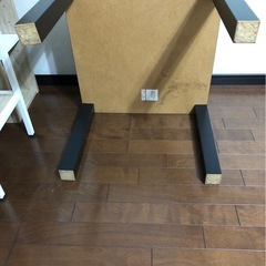 IKEA テーブルの画像