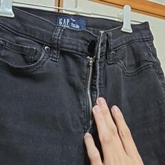 GAP　スキニージーンズ　黒の画像