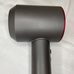 限定色レッド⭐︎ダイソンヘアドライヤー⭐︎付属品未使用の画像