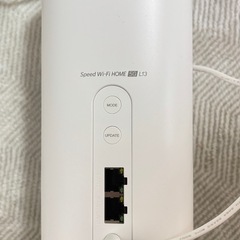 《Speed Wi-Fi HOME 5G》 WiFi本体の画像