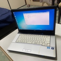 Fujitsu laptopの画像