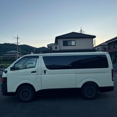 ハイエース、レジアスエースの画像