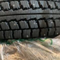 ◆good year   スパイクタイヤ ◆　　　スチールホイル付  185/80/R15の画像