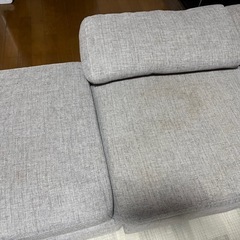 グレー ソファの画像