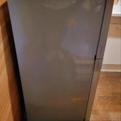 TOSHIBA 冷蔵庫　YR-12Tの画像
