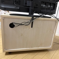 キャスター付きテレビ台の画像