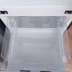 🉐A073　SHARP　21年モデル　2ドア冷蔵庫　152L  ガラスデザインの画像