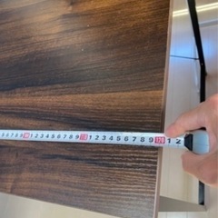 L字型テーブルの画像