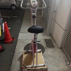 フィットネスバイク クロスバイクの画像