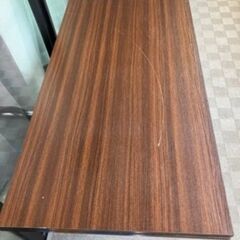 昇降式テーブルの画像