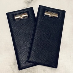 二つ折り 縦型 レシートバインダー 金属クリップ付き伝票ホルダー レザータッチの画像