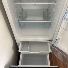 ★☆ハイセンス162リットル　
一人暮らし用冷蔵庫　使用4ヶ月 程度の画像