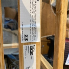小さいテーブルの画像
