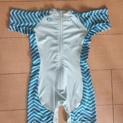 ハワイカイルアで購入 ラッシュガード 2歳の画像