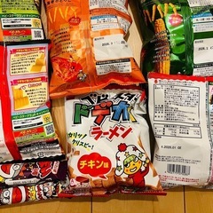 お菓子バラエティセット！湖池屋スコーン、不二家カントリーマアム、亀田製菓柿の種の画像