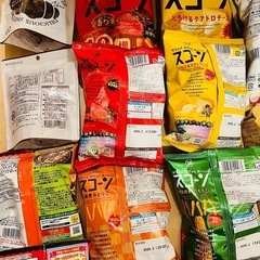 お菓子バラエティセット！湖池屋スコーン、不二家カントリーマアム、亀田製菓柿の種の画像
