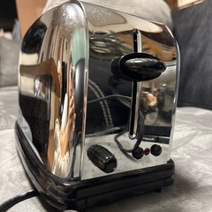 Russell Hobbs 電器ケトル　and  　トースターの画像