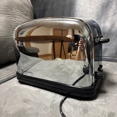 Russell Hobbs 電器ケトル　and  　トースターの画像