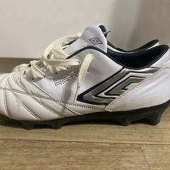 アンブロ（UMBRO）サッカースパイク26.5㎝ アクセレイター B-RUSH HG【値下げ交渉可】 の画像