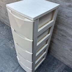 🌟アイリスオーヤマ🌟 スリムチェスト‼️ 5段　ホワイト&アイボリーの画像
