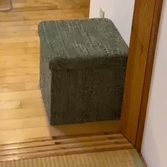 【美品】三人掛けソファー＋スツールの画像