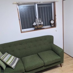 【美品】三人掛けソファー＋スツールの画像