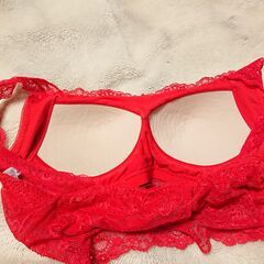 ♣　GU 　ブラフィールレースハーフトップ　パット付き総レース　赤　キャミソール　ブラトップ　サイズXL　身長159～166　バスト92～98の画像