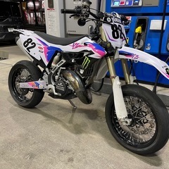 ヤマハ YZ125 公道仕様 発電機機構アリの画像