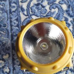 小型LEDランタン 懐中電灯にもなります 防災グッズ  屋外活動にの画像