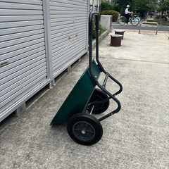【新品】二輪車 ネコ ノーパンクタイヤ 一輪車 農業用 ネコ車 深型 浅型 持ち手 運搬台車 二輪台車 軽量 二輪運搬車｜01  二輪車 ネコ ノーパンクタイヤ 一輪車 農業用 ネコ車 深型 浅型 持ち手 運搬台車 二輪台車 軽量 二輪運搬車｜02  二輪車 ネコ ノーパンクタイヤ 一輪車 農業用 ネコ車 深型 浅型 持ち手 運搬台車 二輪台車 軽量 二輪運搬車｜03  二輪車 ネコ ノーパンクタイヤ 一輪車 農業用 ネコ車 深型 浅型 持ち手 運搬台車 二輪台車 軽量 二輪運搬車｜04  二輪車 ネの画像