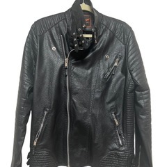 【ほぼ新品】秋🍂に向けて‼️レザージャケット✨の画像