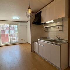 💸敷礼無料！充実した設備でかわいい外観。広々としたお部屋です。