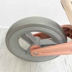 ペダルなし自転車の画像