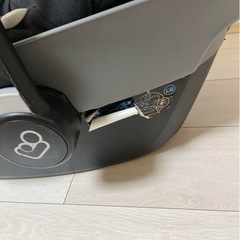 マキシコシペブル ブラック チャイルドシートの画像