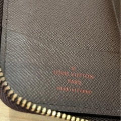LOUIS VUITTON財布の画像
