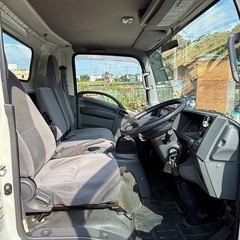 ISUZU エルフ　ユニックMT車の画像