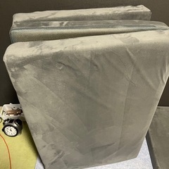 在庫2個　高反発三つ折りマットレス　厚め　硬めの画像